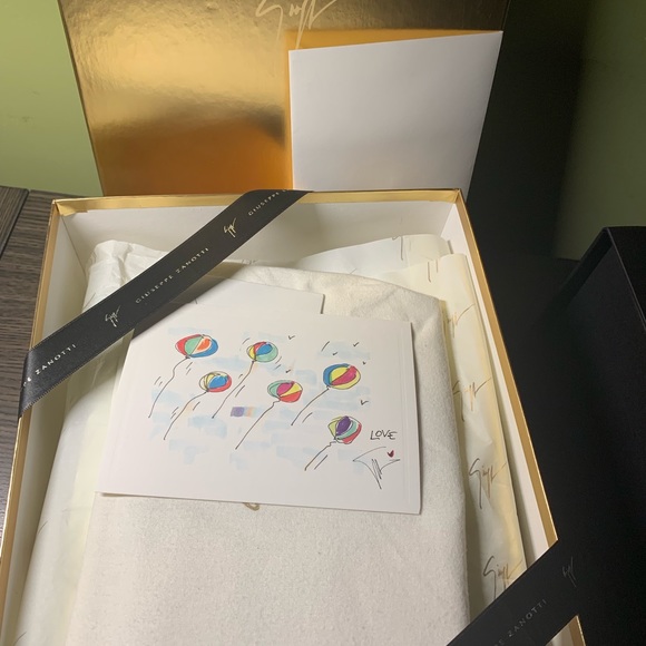 giuseppe zanotti jr BNIB furry black snow boots - Picture 6 of 8